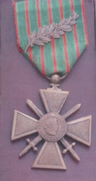 Fichier:Croix de guerre d'Henri Lacroix.jpg