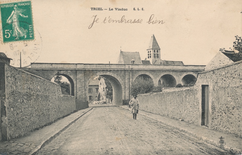 Fichier:Le Viaduc à Triel.jpg